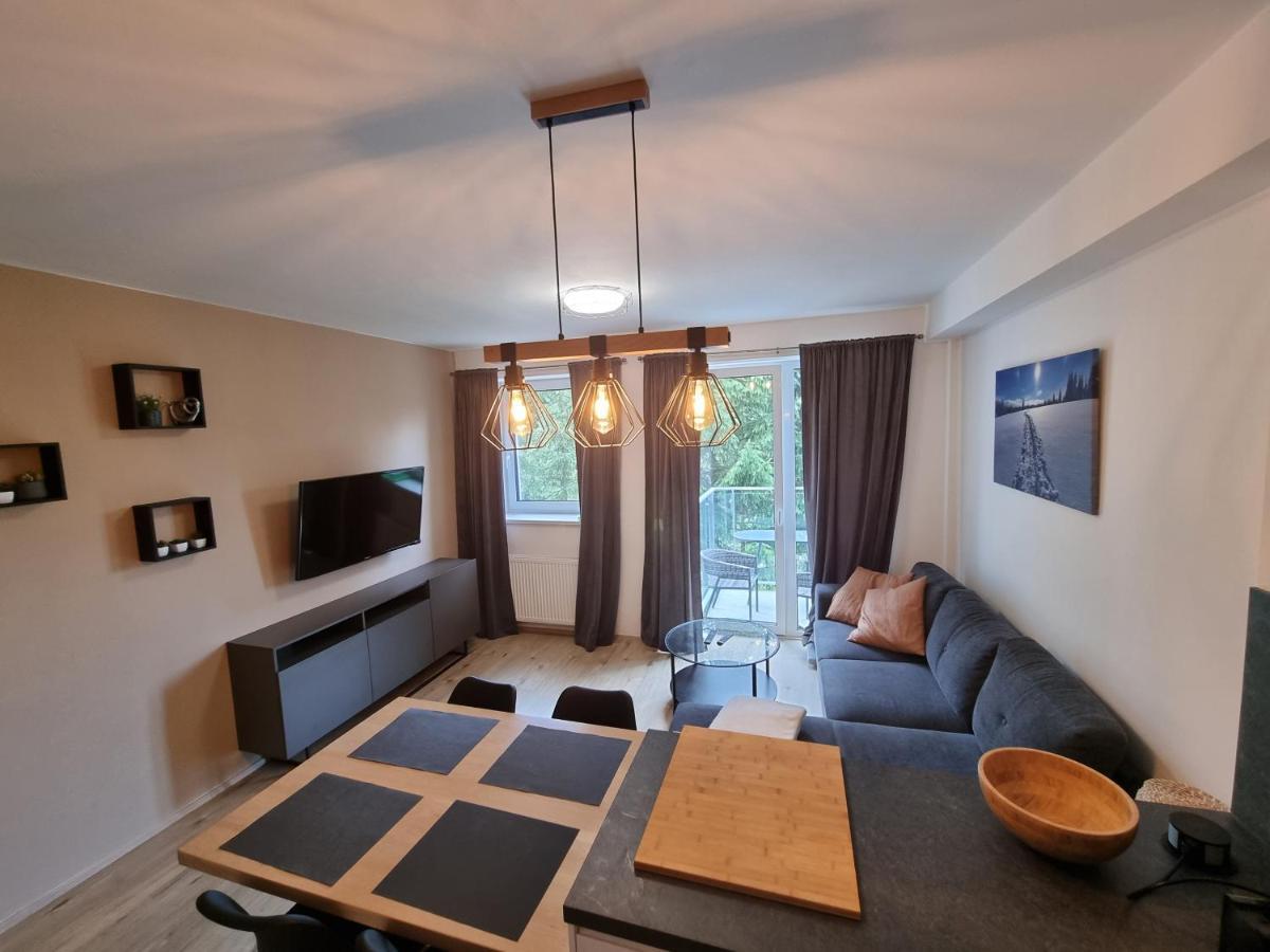 Apartman Nerudovka D 104, Finska Sauna, Garazove Stani Loucna pod Klinovcem Exterior photo